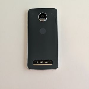 Moto z2 play phone
